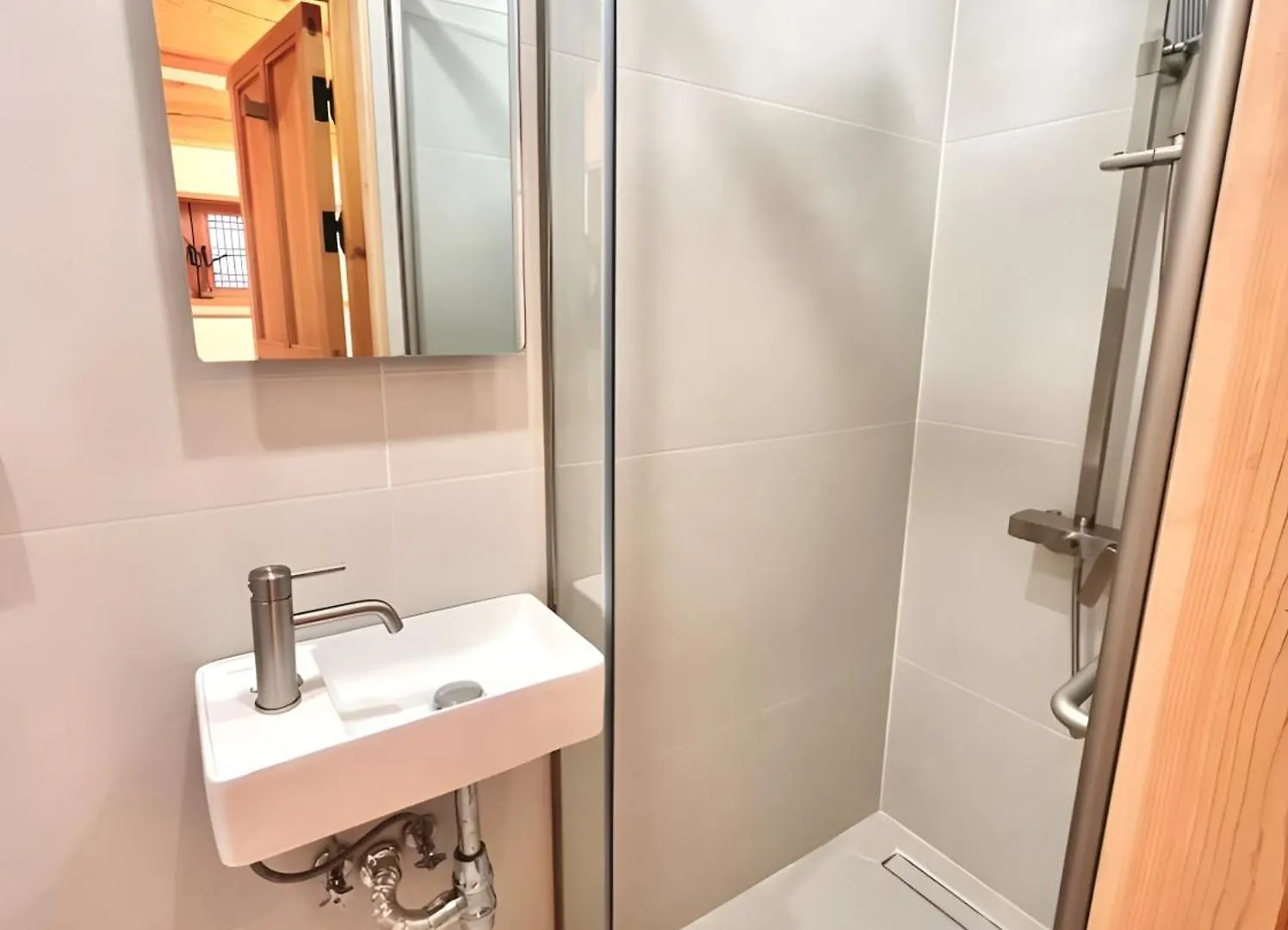Villa Numaru Stay - Luxury Private Hanoks In Seochon, Seul