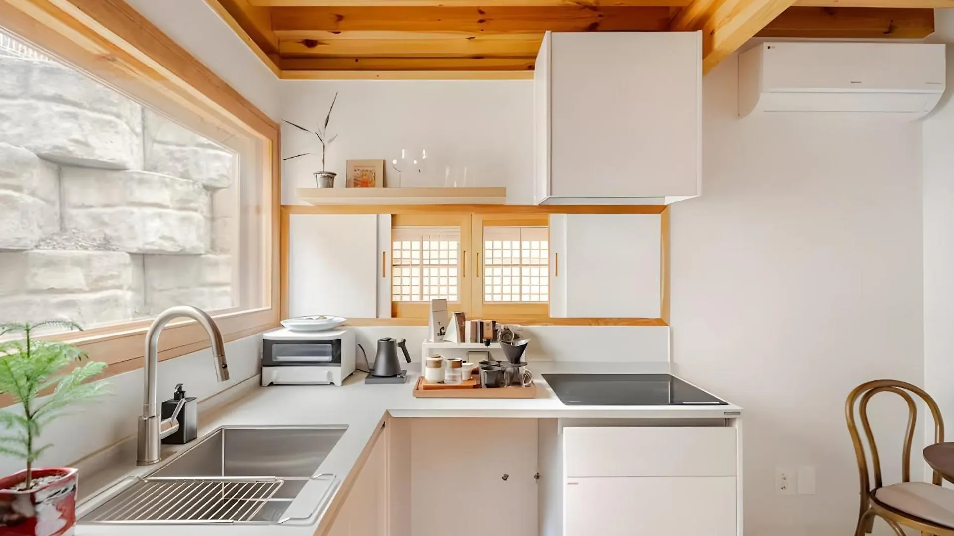 Villa Numaru Stay - Luxury Private Hanoks In Seochon, Seul
